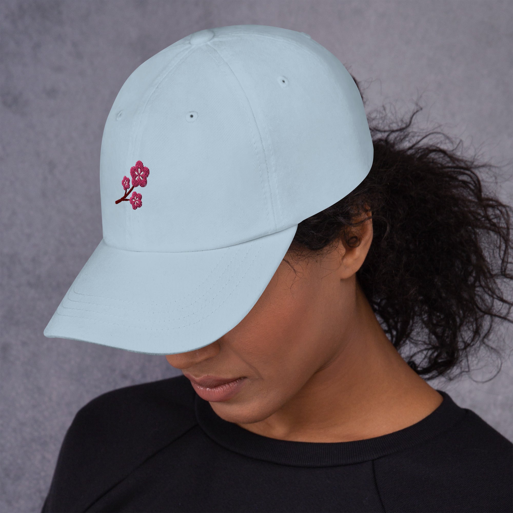 Cap mit Kirschblüte